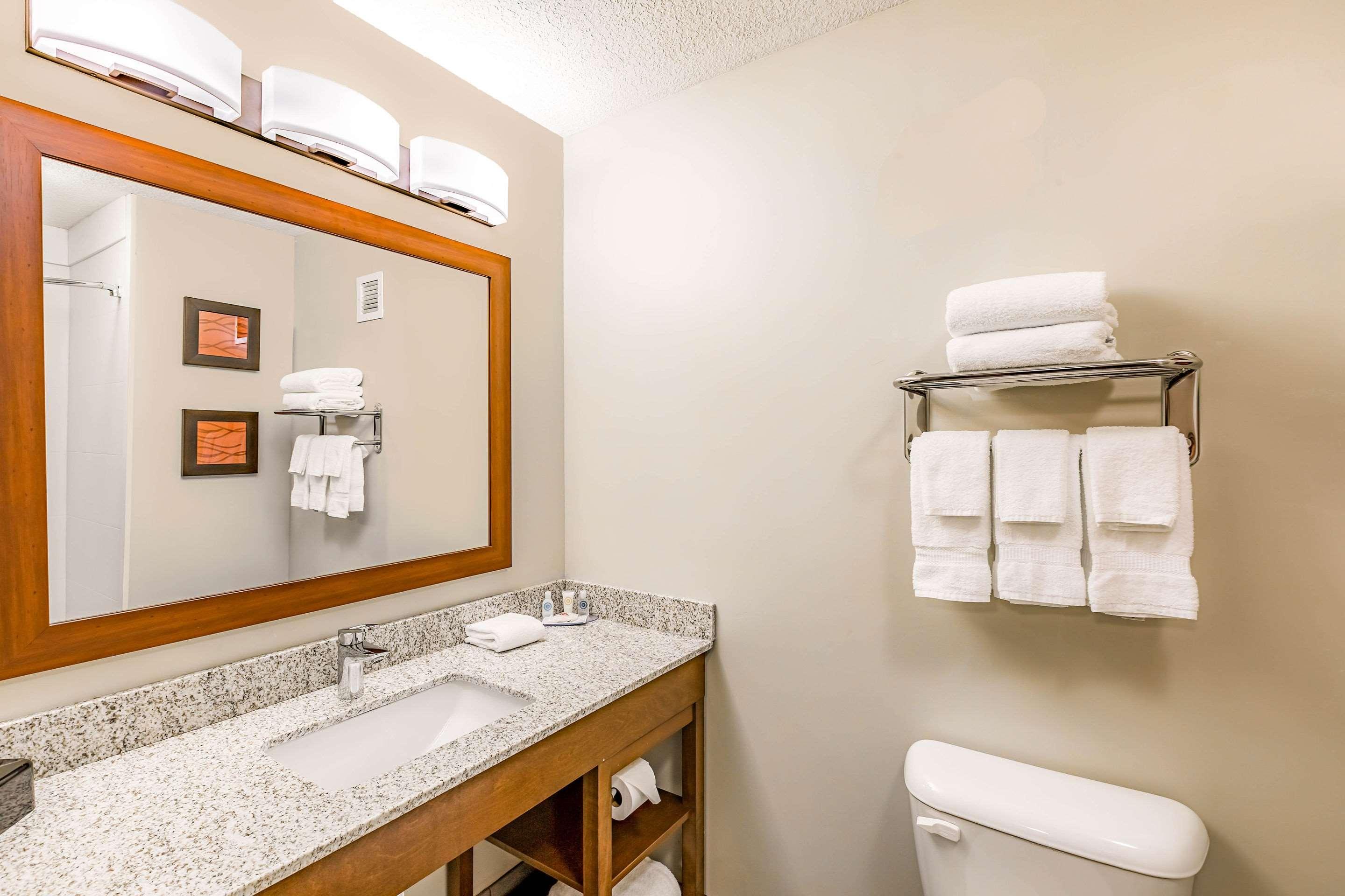 Comfort Inn Altoona-Des Moines Extérieur photo