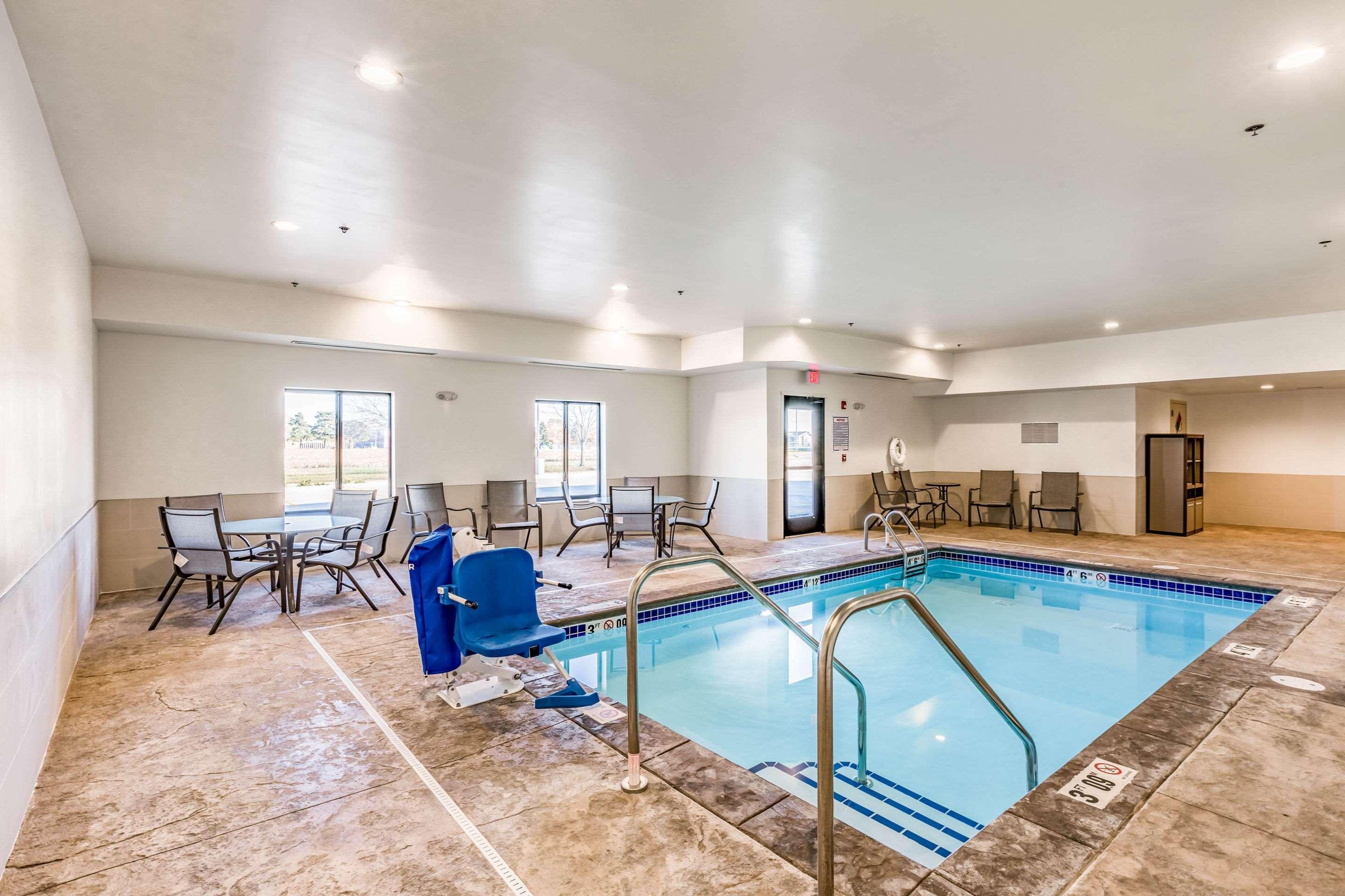 Comfort Inn Altoona-Des Moines Extérieur photo