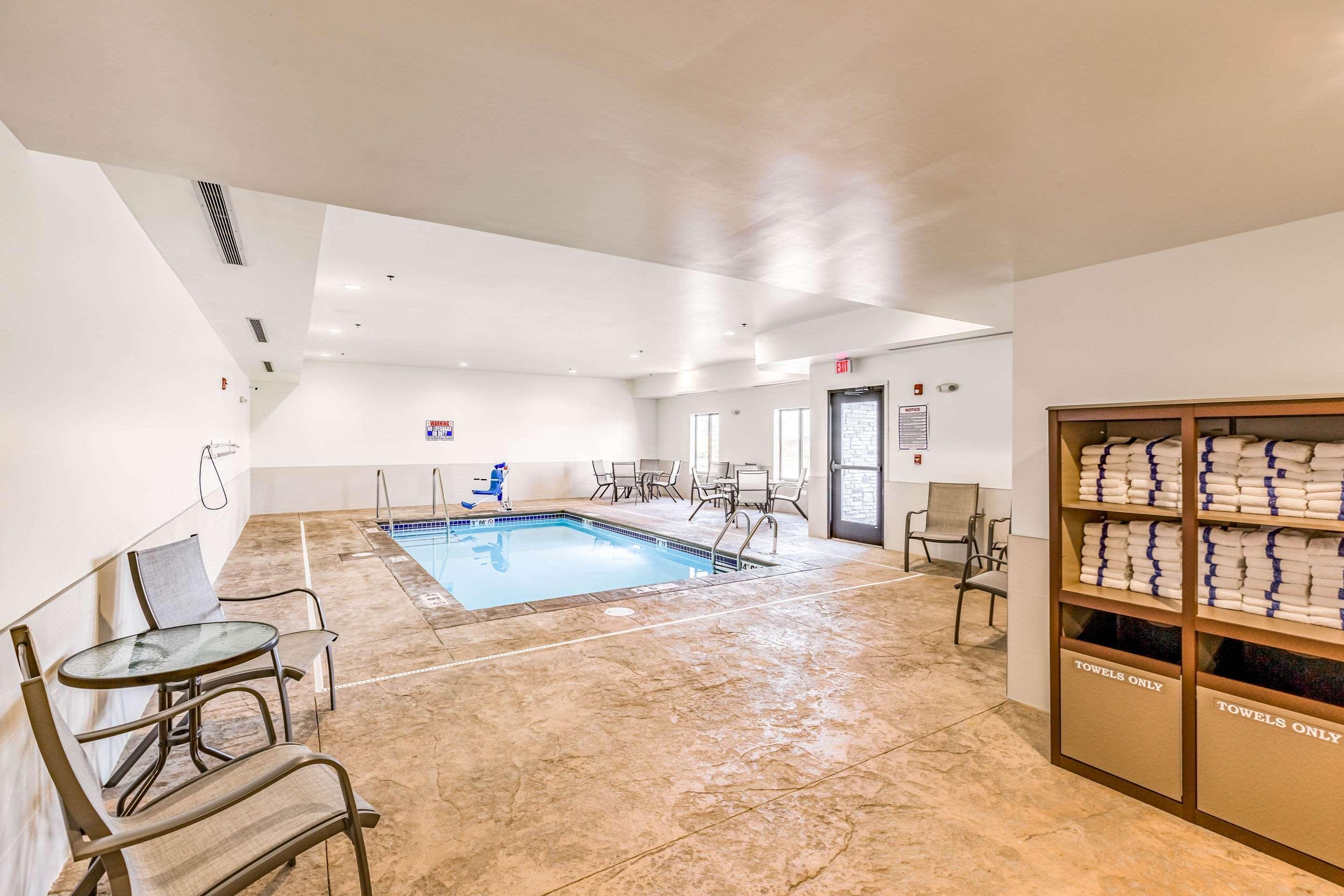 Comfort Inn Altoona-Des Moines Extérieur photo